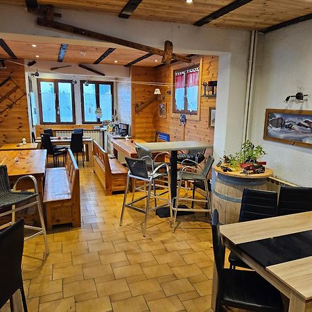 Auberge La Coulette Vars  Exteriör bild