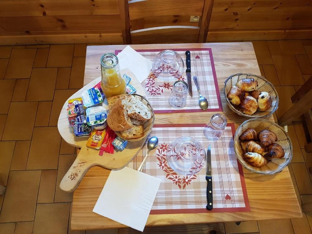 Auberge La Coulette Vars  Exteriör bild